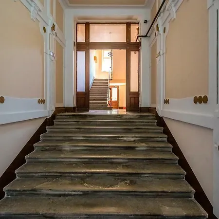 Number 1 Deluxe Rijeka